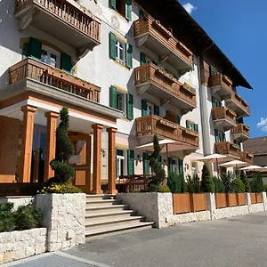 3* Hotell Serena Cortina